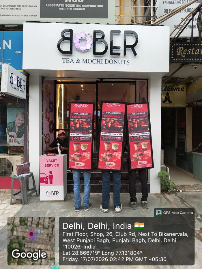 Lookwalker activation advertising campaign by Adelite Media in India