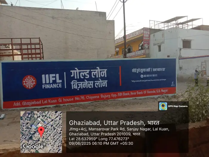 Wall painting advertising campaign by Adelite Media in India